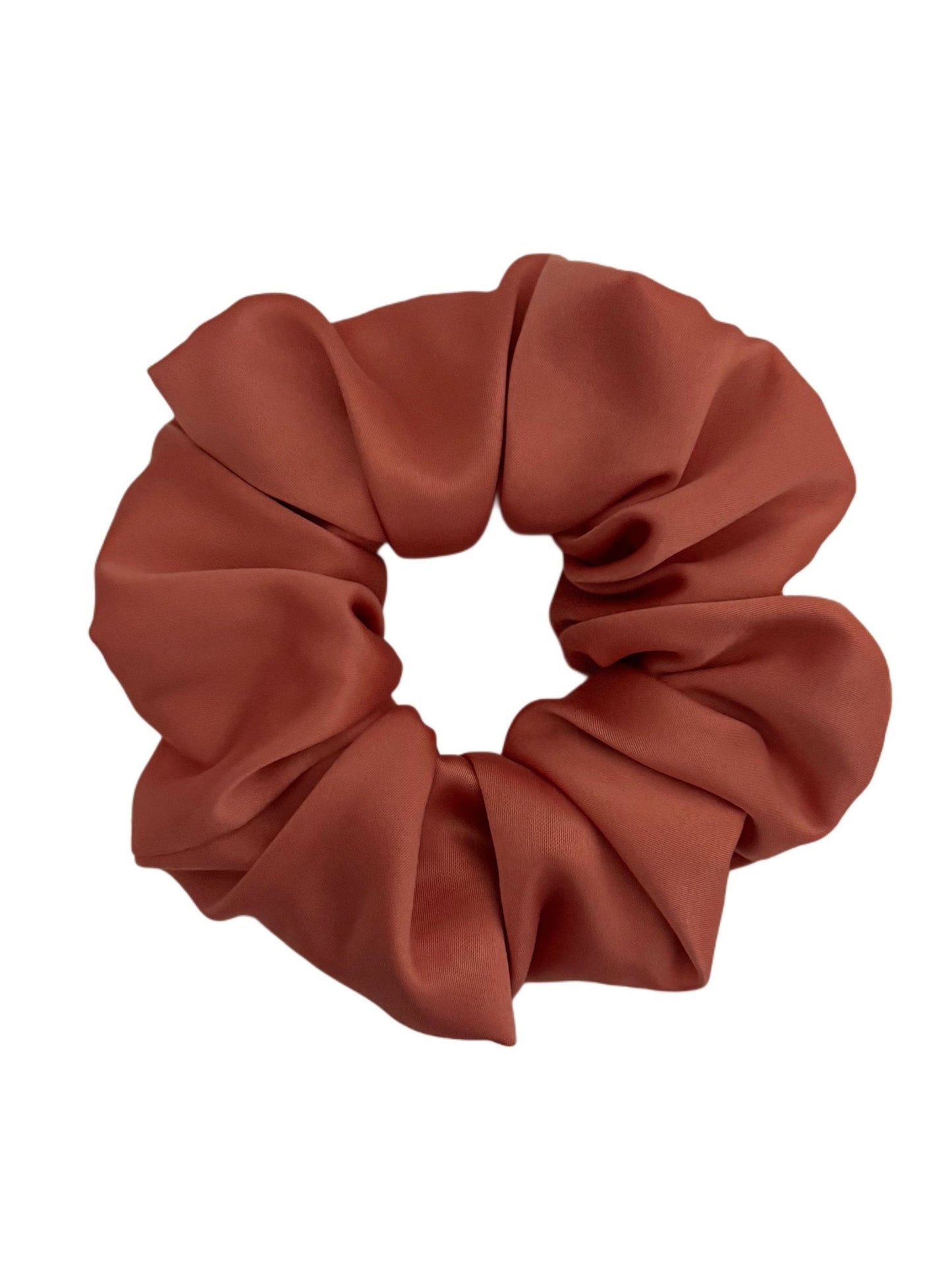 ROSÉ SCRUNCHIE