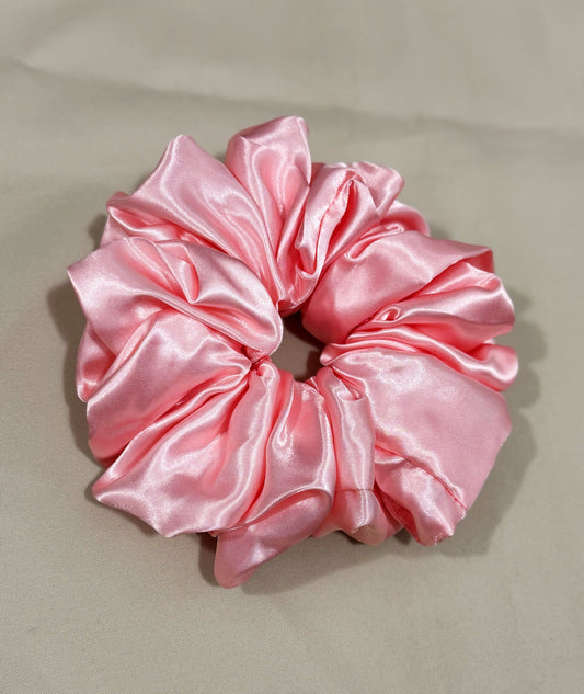 XL SCRUNCHIE - BABY PINK